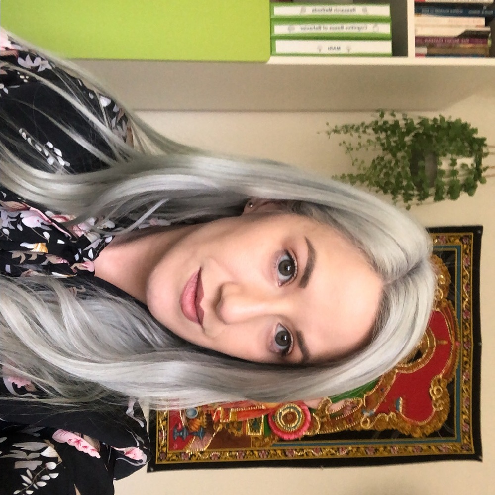 Meet your Posher, Amie